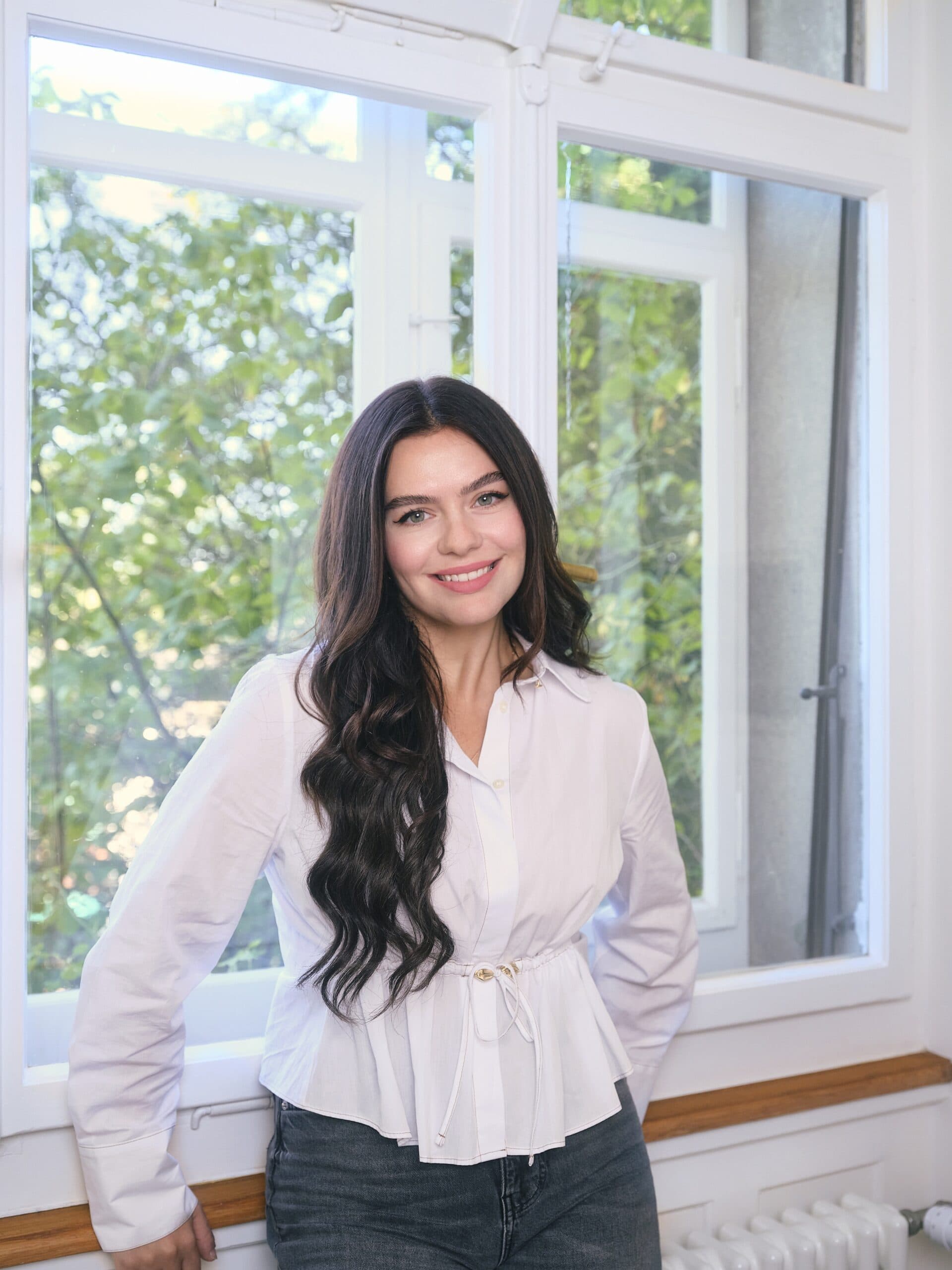 ES Elisabet Shurygin Elisabet Shurygin